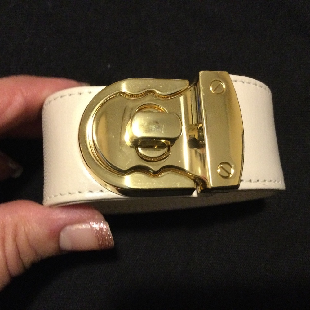 Genuine Leather Pratten Leather Cuff